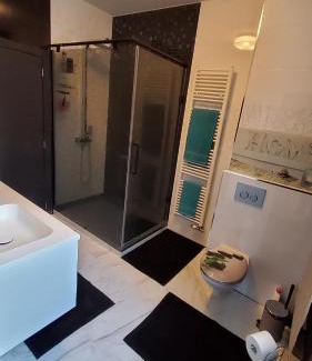 Laken House | Chambre deluxe au 2ème étage, chambre double au 4ème étage NOT A HÔTEL