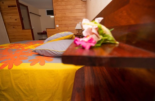 Bora Bora Hotel | Chambre double supérieure et salle de bain privée