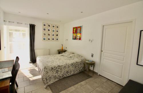 Monceaux-en-Bessin Bed & Breakfast | Chambre Premium Pomme Cannelle close to Bayeux Normandie 2 pers