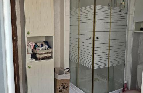 Trappes Apartment | Chambre privée chez Catherine