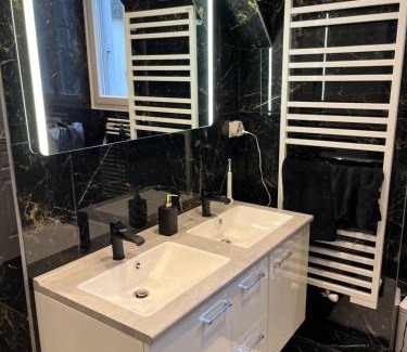 Mantes-la-Jolie Hotel | Chambre spa privatif