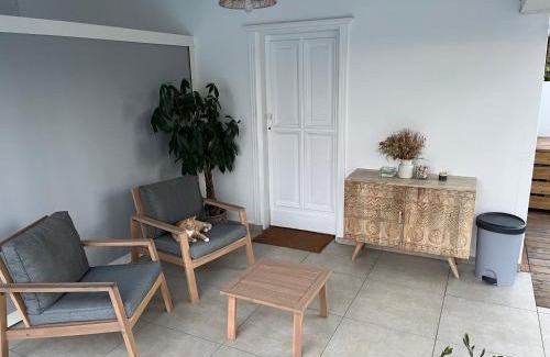 Belcourt Bed & Breakfast | Chambre studio confort vue piscine