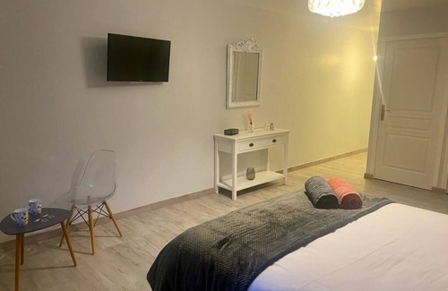 Canet Bed & Breakfast | Chambre Syrah au Cœur des Corbieres