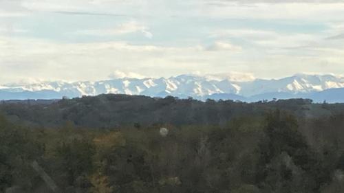 Montmaurin Bed & Breakfast | Chambres d'hôtes à la ferme de Coumodous