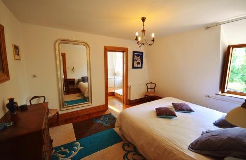 Stotzheim Bed & Breakfast | Chambres d'hôtes Château De Grunstein