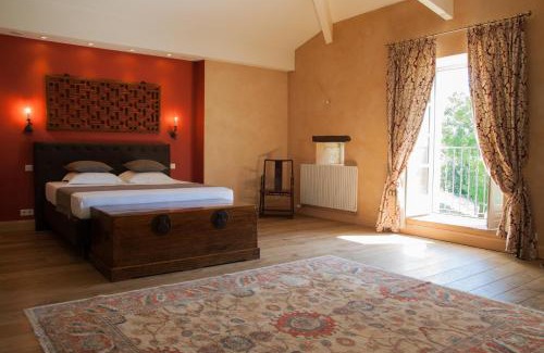 Avezan Bed & Breakfast | Chambres d'hôtes Domaine de Nazère