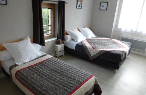 Chambretaud Bed & Breakfast | Chambres d'hôtes Le Cerisier