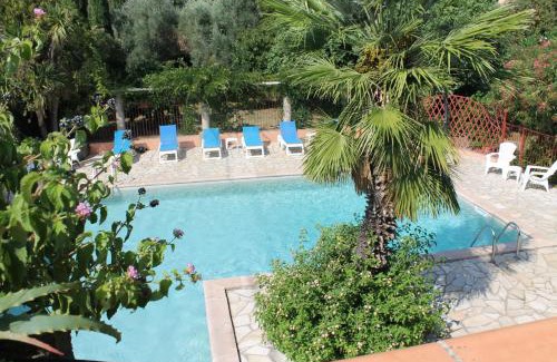 Querciolo Bed & Breakfast | Chambres d'hôtes Le Clos des Oliviers