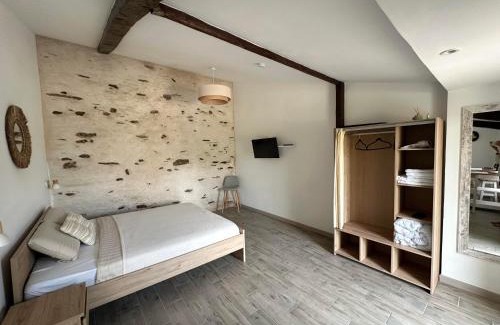 Le Busseau House | Chambres d'Hôtes 'SOUS L'OMBRE DES MIMOSAS'