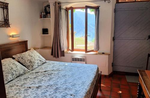 Castellane House | Chambres d'Hotes - Queen bed, Gorges du Verdon