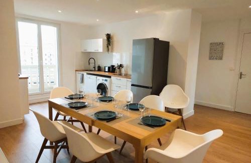 Quartier Exposition-Bajatiere Apartment | Champon - Lumineux 2 Chambres avec Garage privé - Tram à 1 min