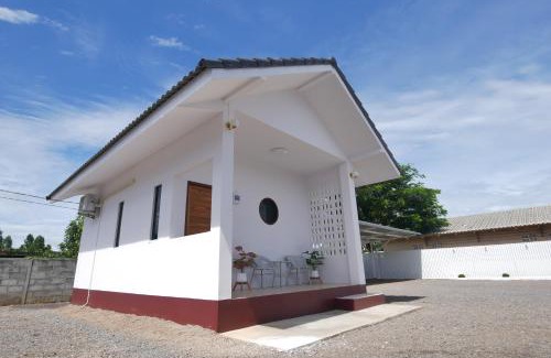 Phetchaburi Resort | Chanmuang Resort ชานเมืองรีสอร์ท