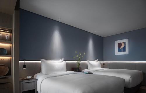 Middle Chaoyang Hotel | CHAO Sanlitun Beijing