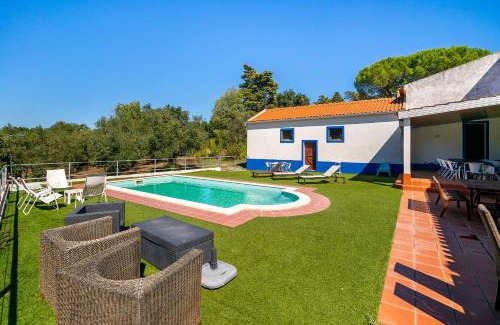 Montemor-o-Novo House | Chaparral Wonderful house in Nature 1h from Lisbon by Soulplaces