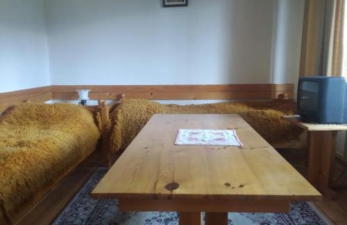 Smolyan House | Chapov Guest Rooms