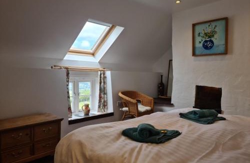Church Stoke House | Character cottage with spectacular views