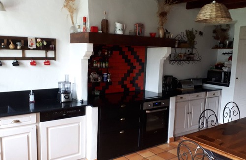 Corme-Royal House | Charente house charm with private pool 25km from the sea