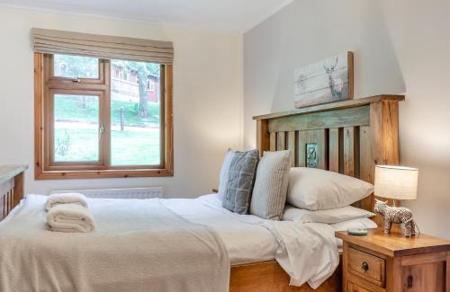 Charlesworth Resort | Charlesworth Lodges