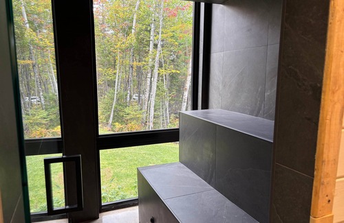 Saint Aime Des Lacs Ski Chalet | Charlevoix - Chalet La Cache