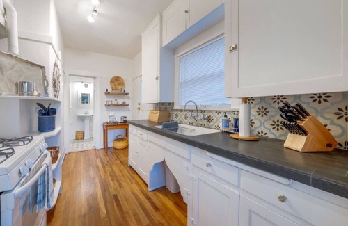 West University House | Charm/Near 4th Ave/Walk to U of A/1 BR 1 BA