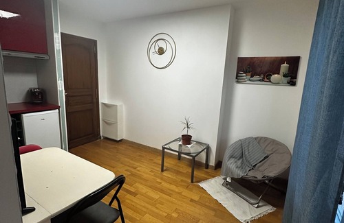 Ballancourt Condo | Charmant t2 Refait a Neuf a 900 Metres de RER D