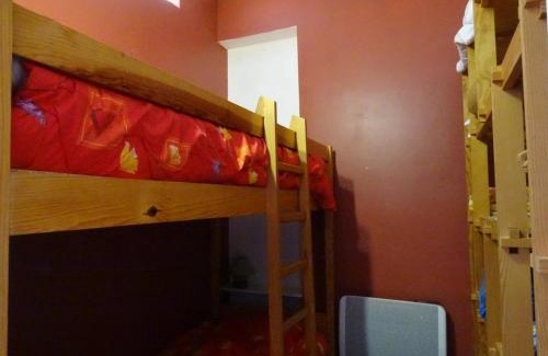 Arette Apartment | Charmant Appartement 3 Pièces à Arette - 2 Chambres, Casiers à Skis, Parkings Gratuits - FR-1-602-26