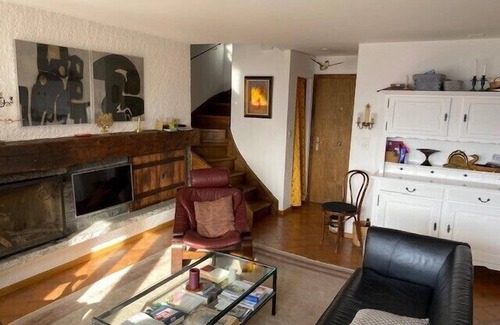 Chandolin Apartment | Charmant appartement duplex de 3,5 pièces situé au 5ème étage dans la résidence les Roches CDE, idéa