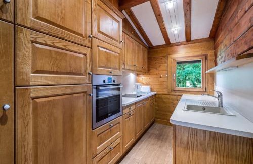 Megeve Ski Chalet | Charmant chalet 2 chambres à Megève Mont d'Arbois, terrasse et jardin, proche des pistes - FR-1-453-255