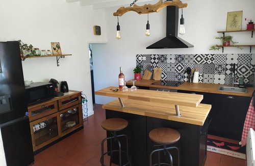 Crux-la-Ville House | Charmant Gîte Près de Létang du Merle