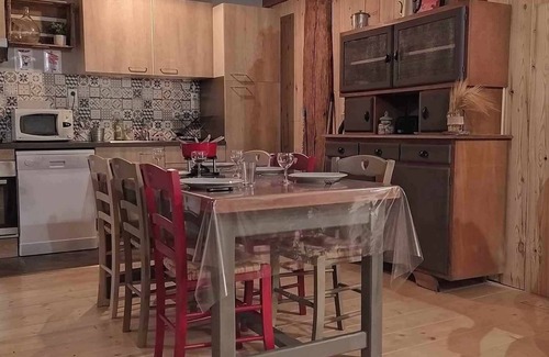 Mirebel Apartment | Charmant gite 6 places régions des lacs jura