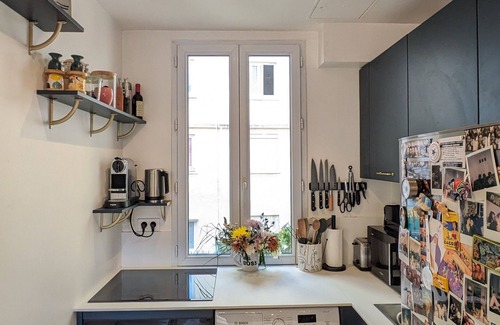 Centre Ville Apartment | Charmant Petit Duplex à 2 Minutes à Pied du Métro