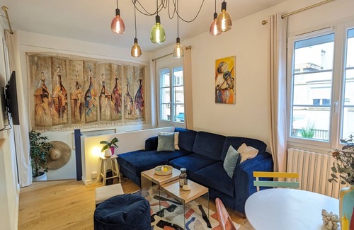 Centre Ville Apartment | Charmant Petit Duplex à 2 Minutes à Pied du Métro