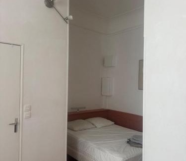 Bagneres-de-Bigorre Apartment | Charmant studio dans le centre ville