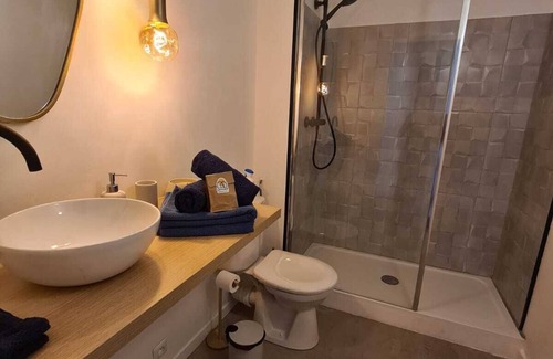 Les Chutes Lavie House | Charmant Studio Avec Balcon