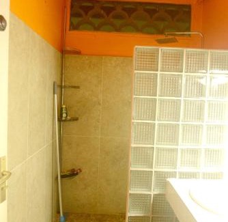 L'Autre-Bord Apartment | Charmant studio avec vue sur mer au Moule, 20 m² + terrasse