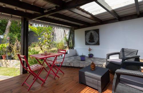 Sainte-Suzanne Apartment | Charmant Studio Climatisé à Sainte Suzanne.