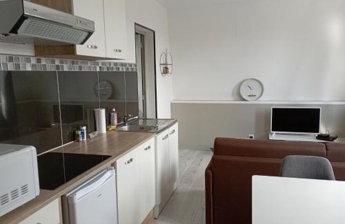 Coudekerque-Branche Apartment | Charmant T2 proche Dunkerque