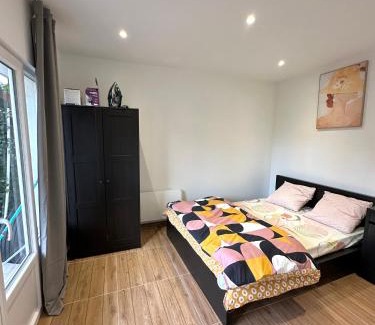 Serezin-du-Rhone Apartment | Charmant T2 proche gare SNCF à 15 min de Lyon