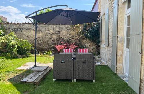 Saint-Jean-d'Angely House | Charmante charentaise