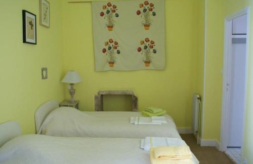 Le Brethon House | Charmante maison du XVe avec piscine, jardin et terrasse en lisière de la forêt de Tronçais - FR-1-489-217