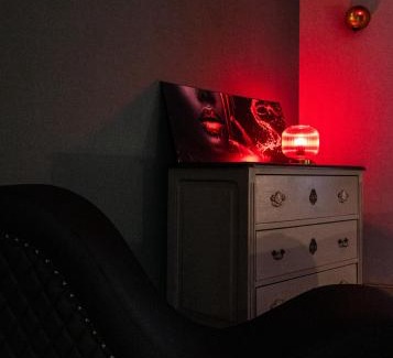 Thesee House | Charme & Sens Avec Jacuzzi intérieur