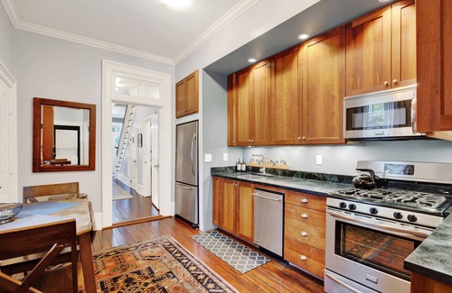 Savannah Victorian District House | Charmer near Forsyth Park, Heated Pool Access!