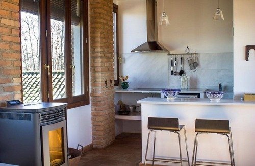 Churriana de la Vega Cottage | Charming rural house with swimming pool 3 km from the city of Granada. parking