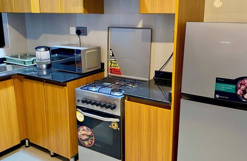 Kampala Apartment | Charming 1-BDR Apartment with All Essentials. Perfect for a Relaxing Stay.