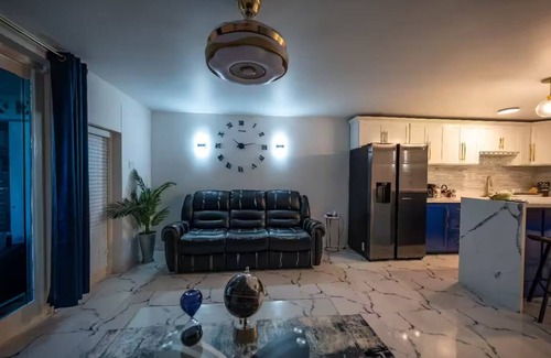 St.Bran's Burg Apartment | Charming 1-bedroom apartment in fabulous St.Bran's Burg with AC