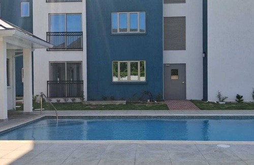 Eden Gardens Apartment | Charming 1-bedroom apartment in marvelous Kingston with AC, WiFi