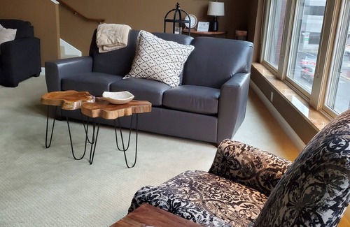 Lowertown Arts District Apartment | Charming 1-bedroom apartment with WiFi and AC in welcoming downtown Paducah