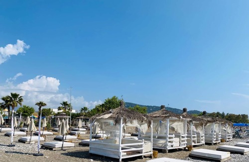 Kiris Apartment | Charming 1-bedroom apartment in wonderful Kiriş with AC, WiFi