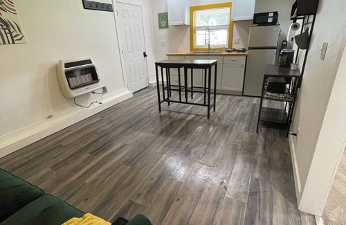 Gallatin Apartment | Charming 1-bedroom Guest Home with WiFi, AC in delightful Gallatin