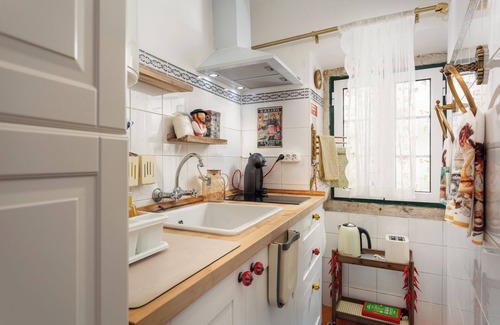 Santo Estevao House | Charming 1-bedroom house in welcoming Alfama with AC